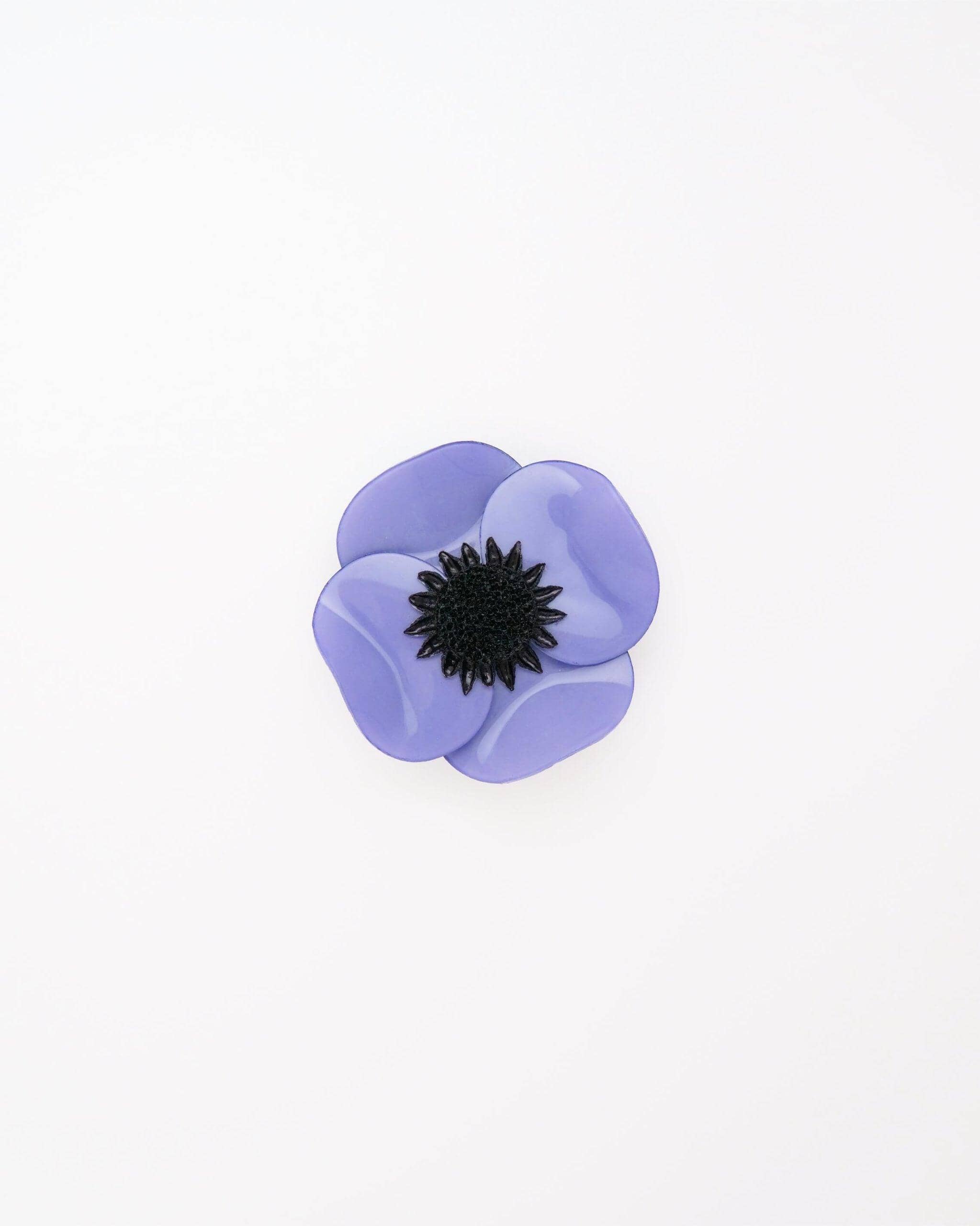 petite broche du moèdle Anémone couleur bleuet 