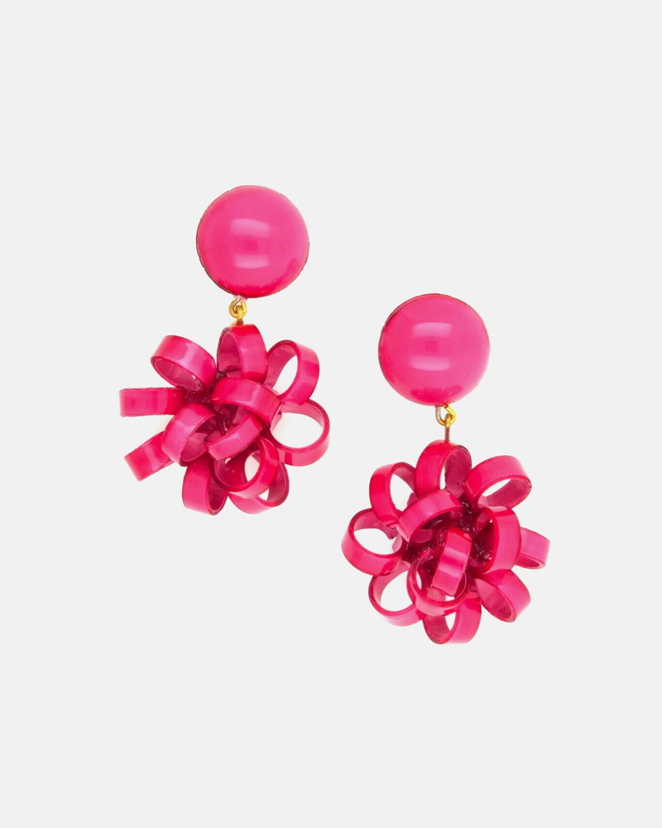 boucles d'oreilles pendantes rose fushcia 