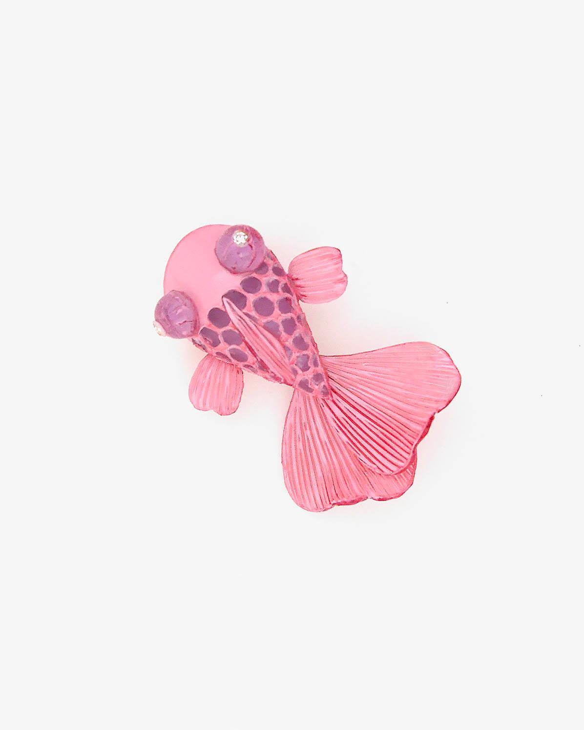 Broche poisson inspirée de la carpe koï de couleur rose