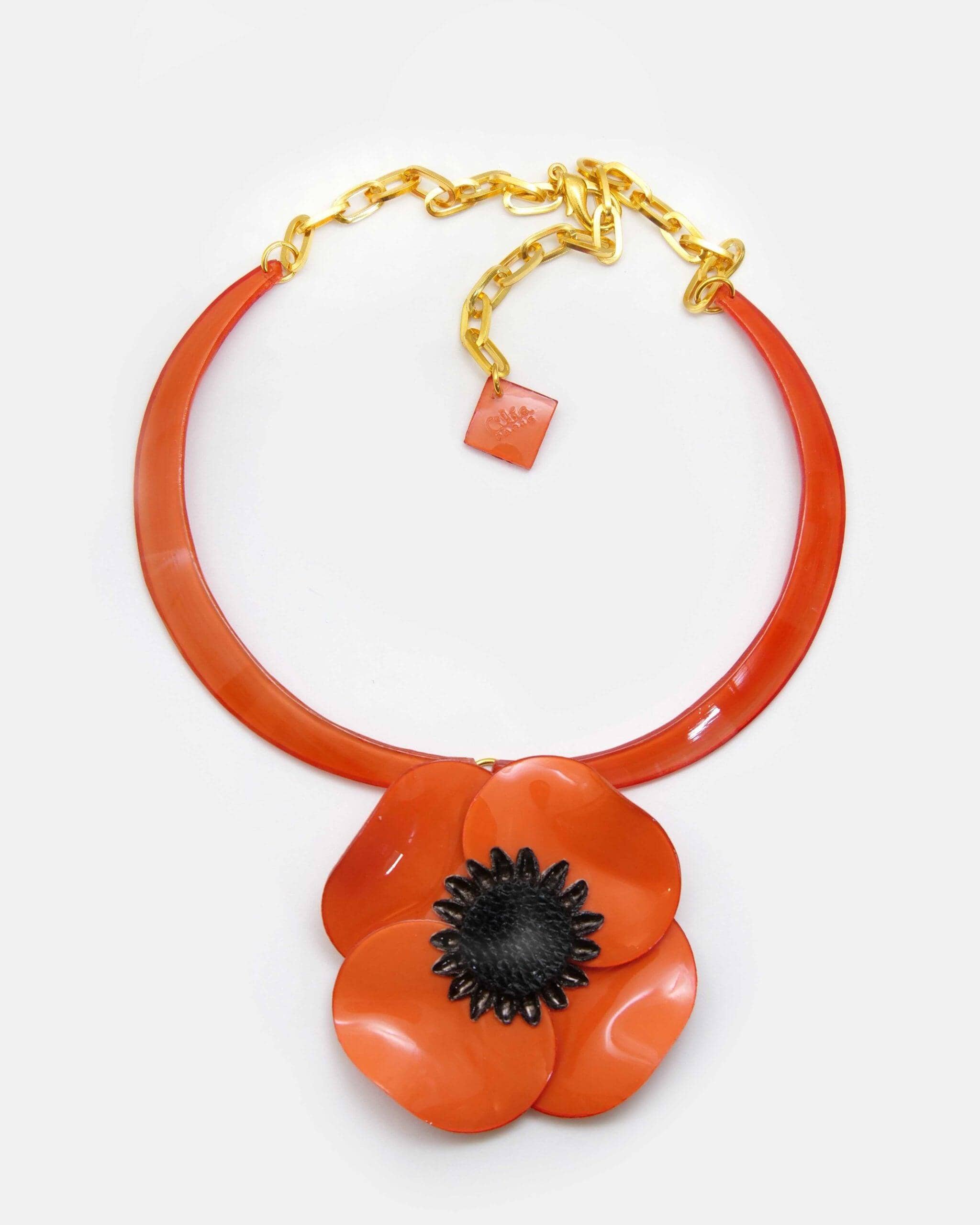 Collier orange avec fleur de coquelicot en resine