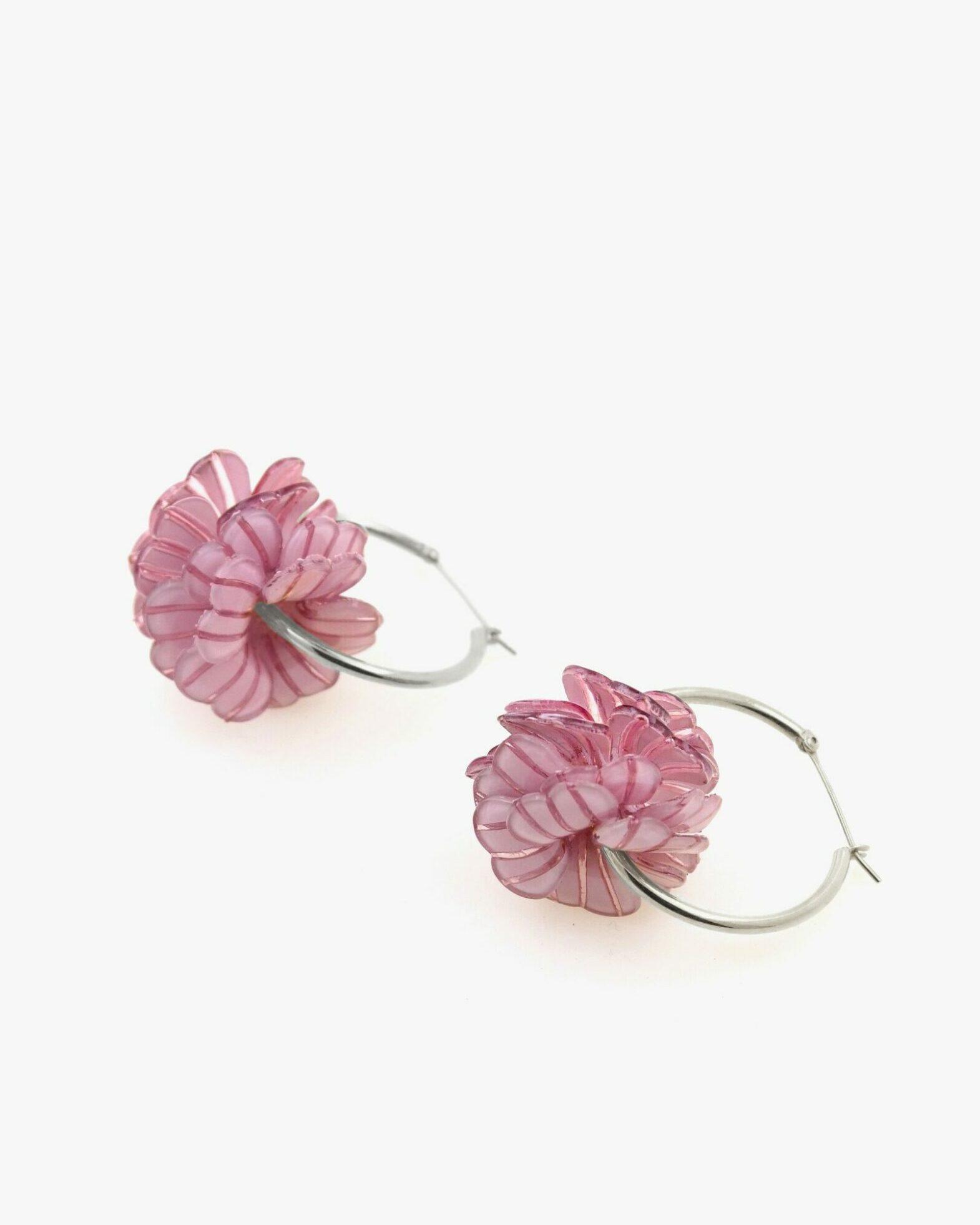 boucles d'oreilles créoles en argent avec fleurs roses