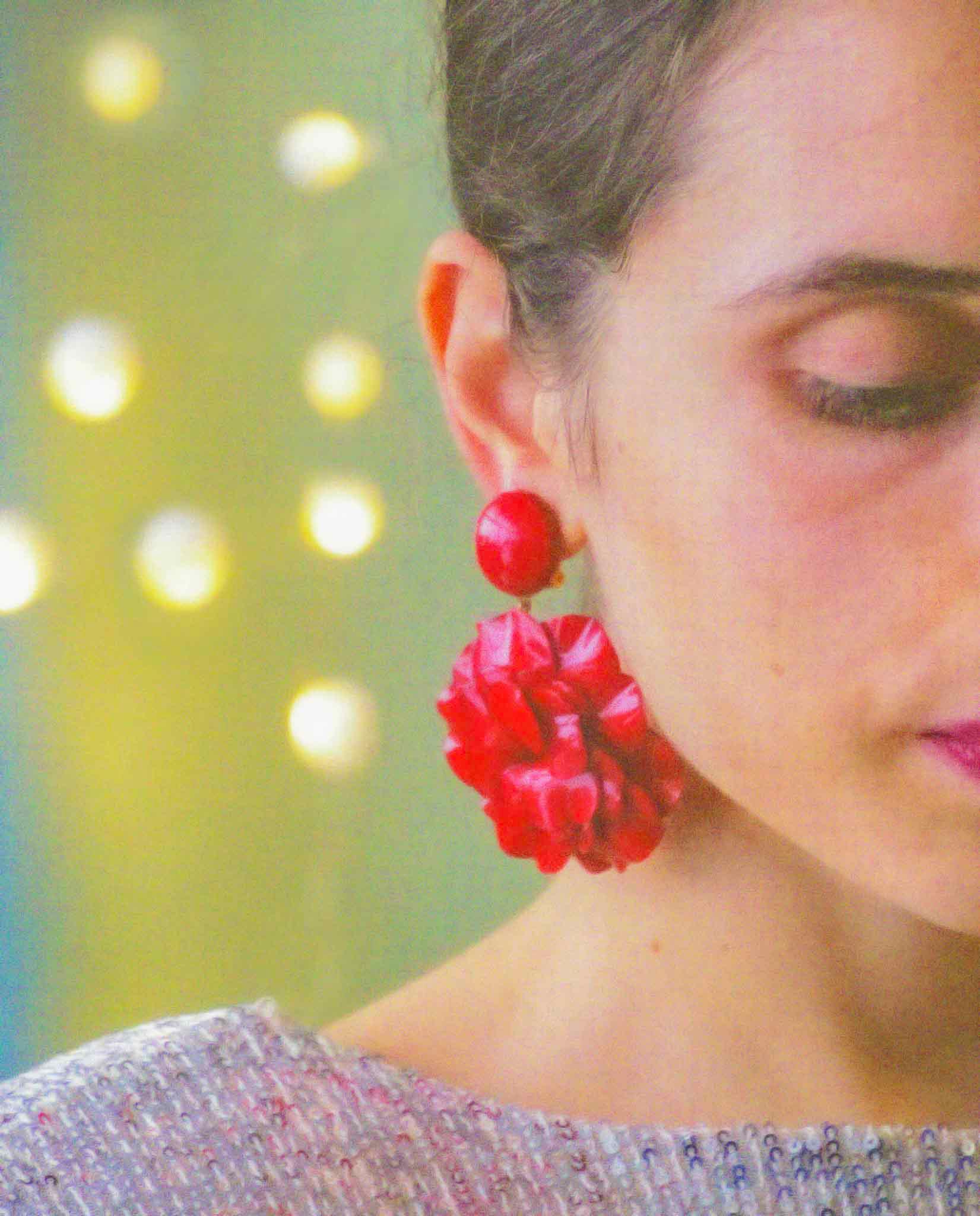 all-groups Boucles d’oreilles originales en résine rouge, design floral tendance